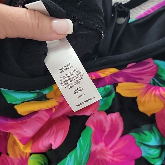 Beach Diva Tankini Swimsuit Ruffle Top ~ Sz 10 ~ Black ~ Floral - Picture 6 of 6